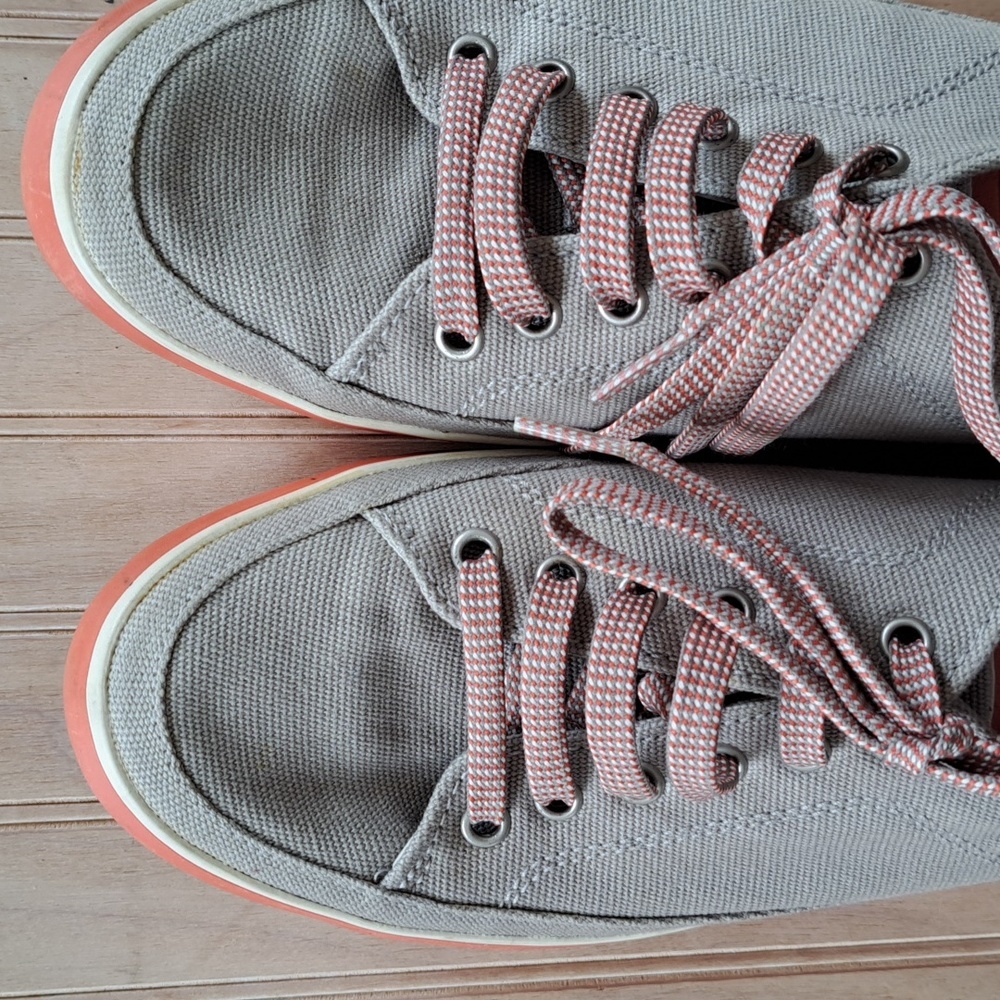 FitFlop Canvas Lace-Up Style 184-068 Gray/Coral Comfy Causal Sneakers - Picture 3 of 11